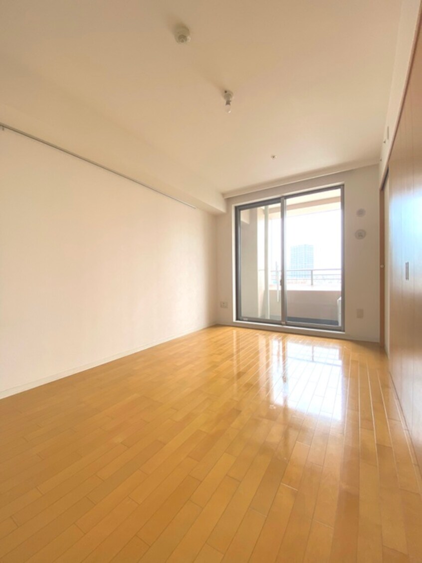 居室 エンブレムコ－ト明石町