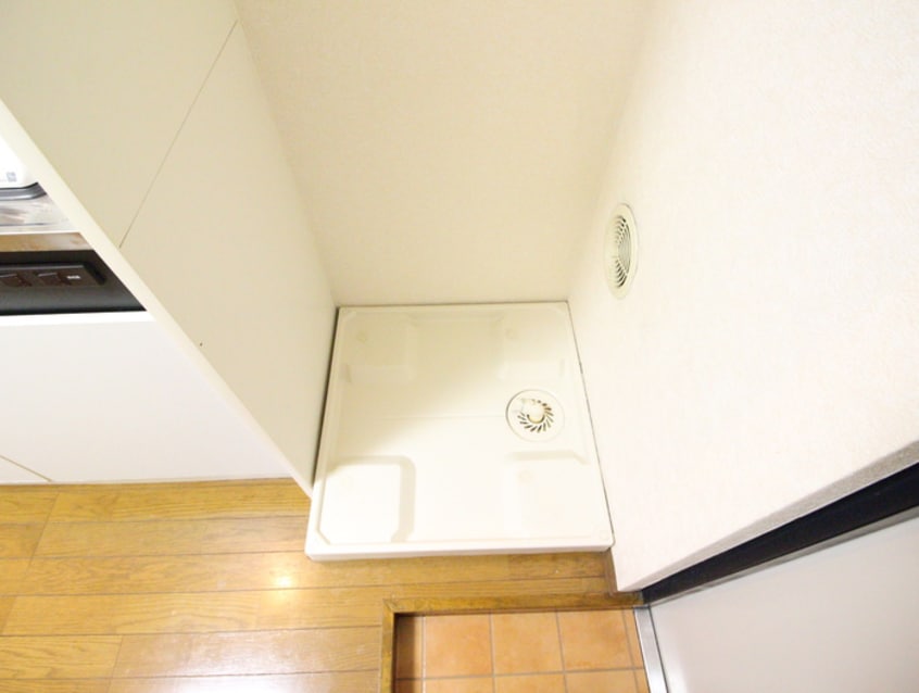 洗濯機置場 アヴニ－ル板橋(86-3-3)