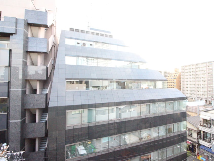 室内からの展望 アヴニ－ル板橋(86-3-3)