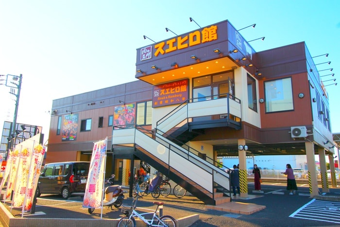スエヒロ館(その他飲食（ファミレスなど）)まで240m REGALEST東川口