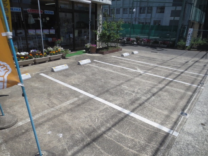 駐車場 みつるハイツ