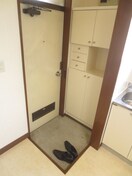 玄関 みつるハイツ