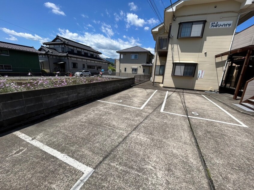 駐車場 第３ファミリーハイツ