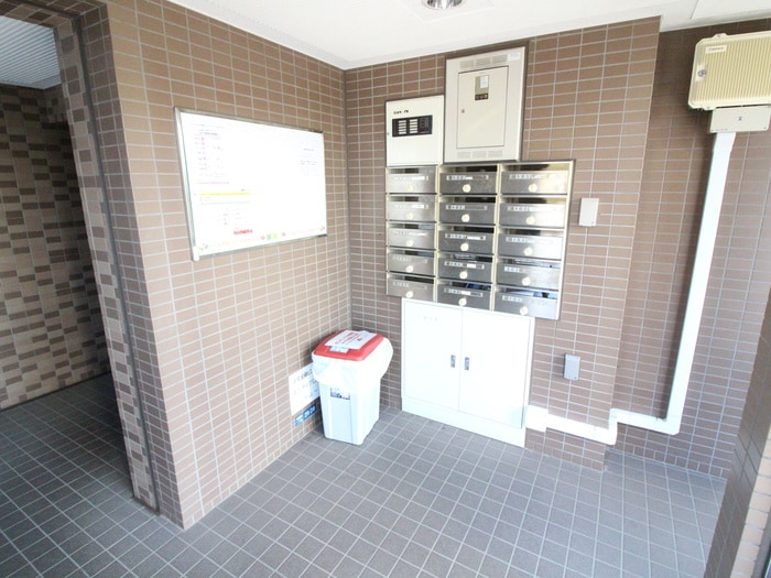 エントランス部分 モンティクロ壱番館