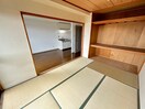 居室 メゾンカワベ