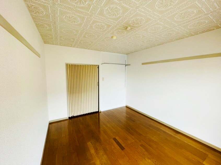 居室 ゴ－ルデンハイツ