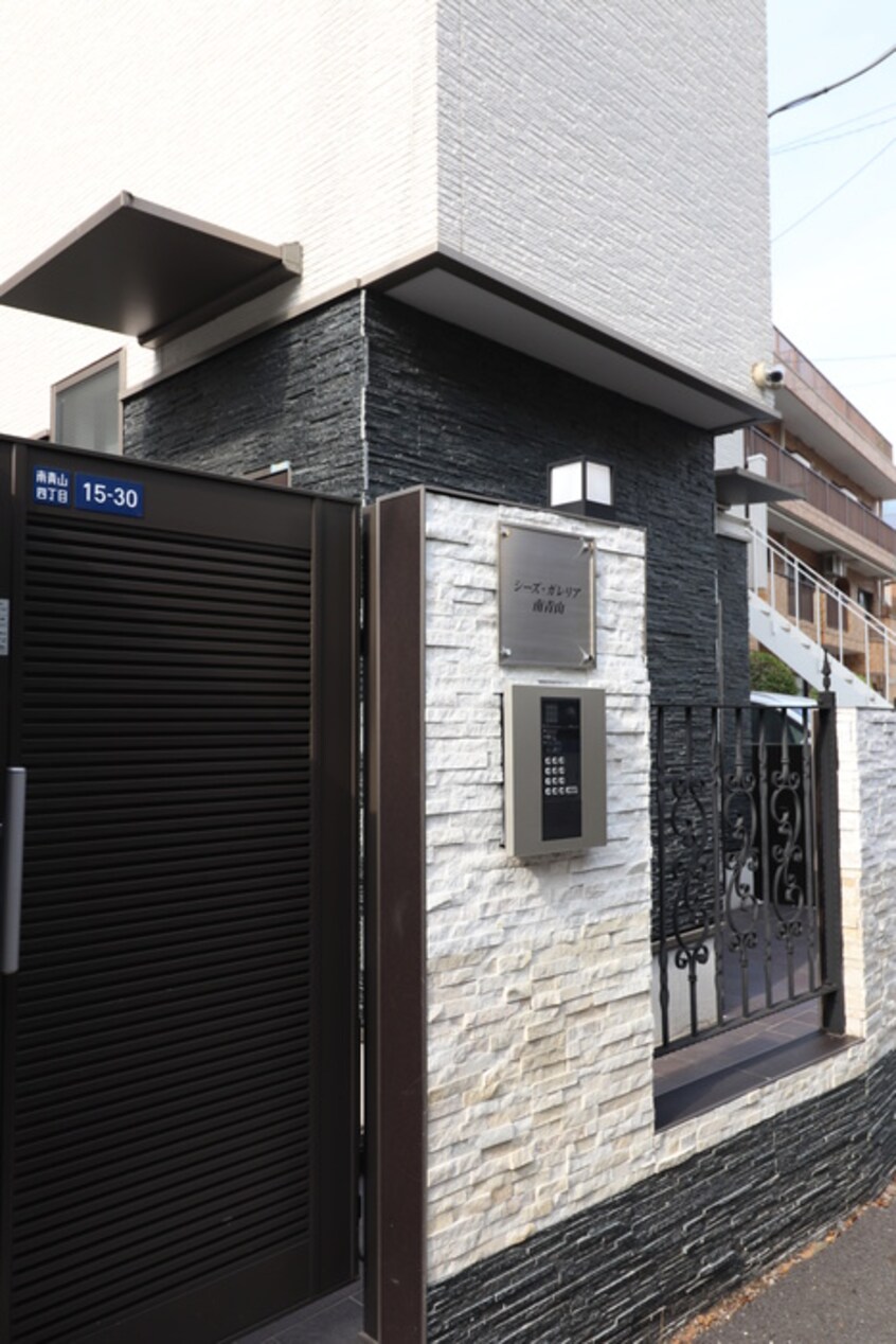 エントランス部分 シーズガレリア南青山