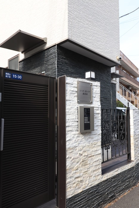 エントランス部分 シーズガレリア南青山