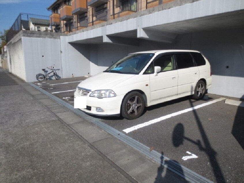 駐車場 ラックスハイム鶴川台