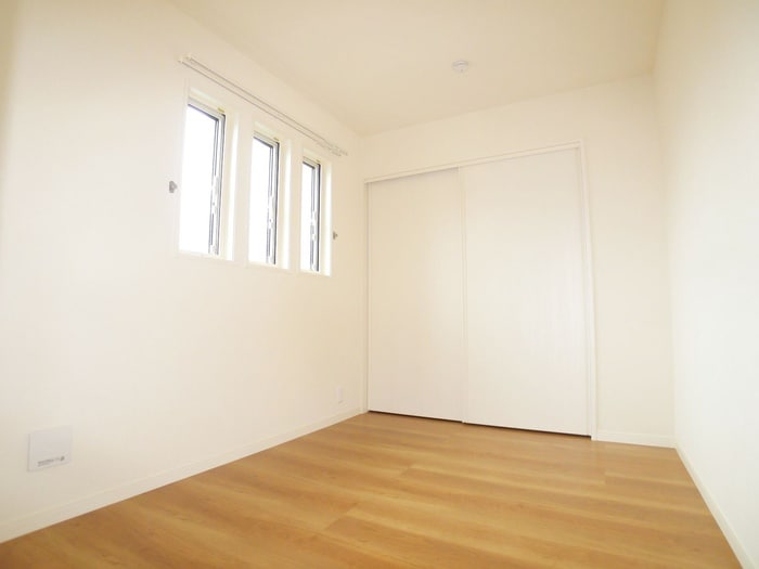 居室 エキューム登戸