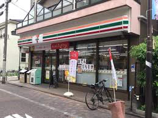 セブンイレブン 大田区鵜の木2丁目店(コンビニ)まで42m LUORE鵜の木