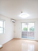 居室 クラ－ル曽比Ⅱ