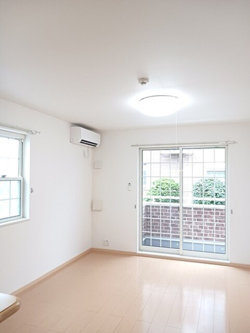 居室 クラ－ル曽比Ⅱ