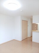 居室 クラ－ル曽比Ⅱ