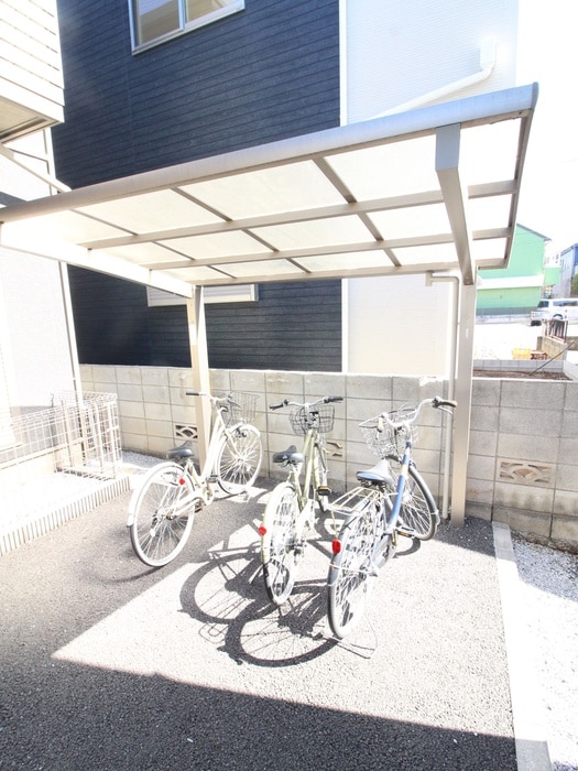 駐車場 ウィズハイムKⅢ
