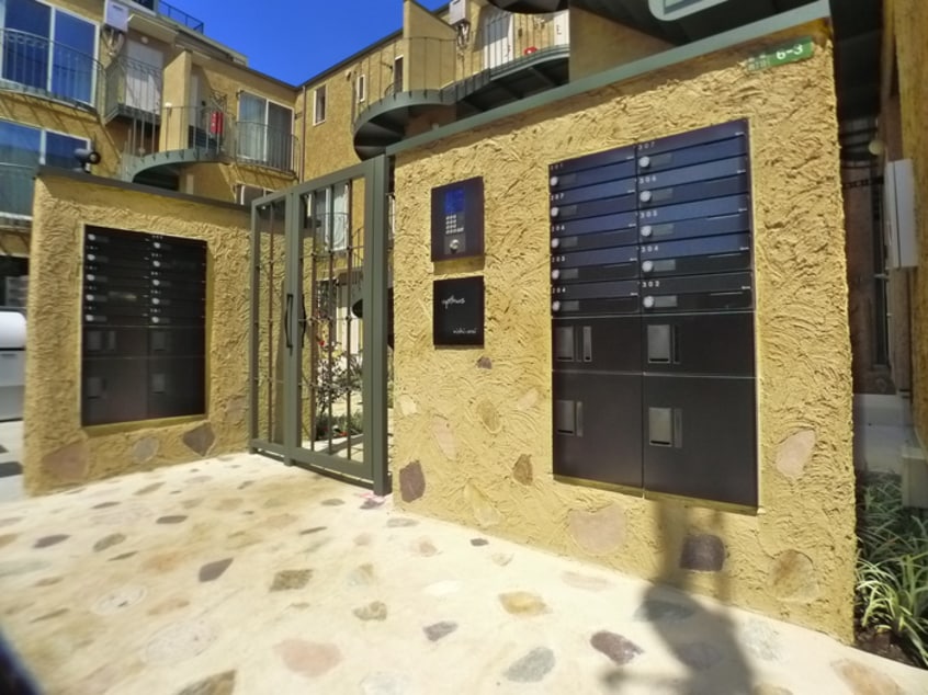 エントランス部分 オプサス西新井