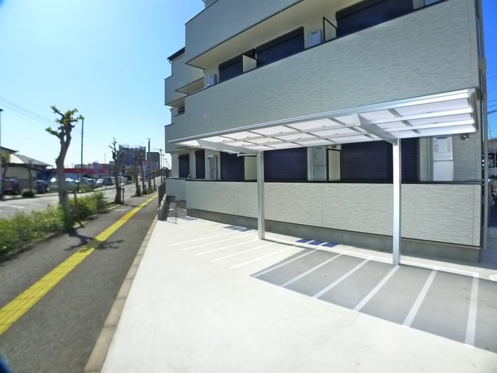 駐輪場 オルフェ