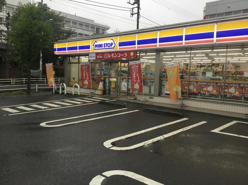 ミニストップ 羽村市役所前店(コンビニ)まで123m Kolet羽村#05