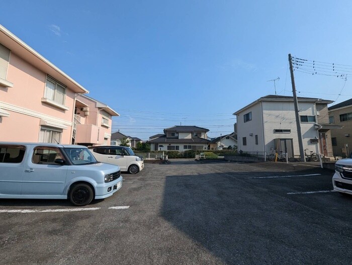 駐車場 クレストハイツ
