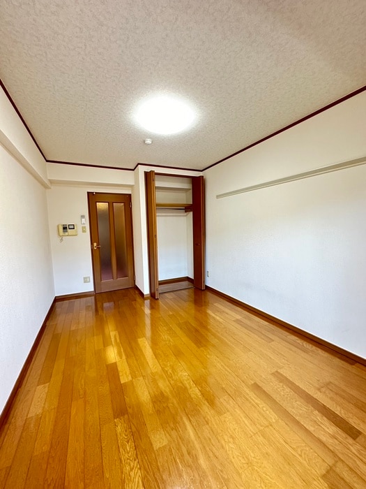 居室 イ－ストパレス