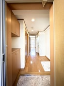 玄関 イ－ストパレス