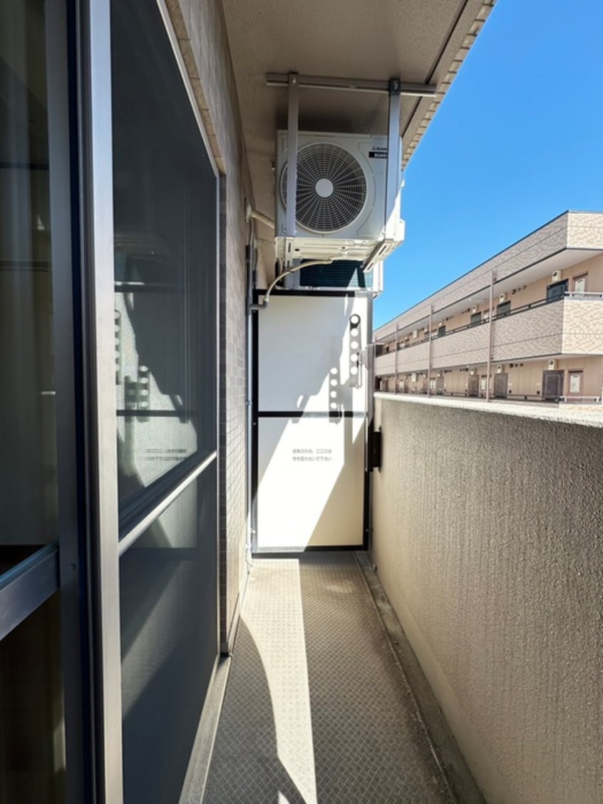 ベランダ・バルコニー イ－ストパレス