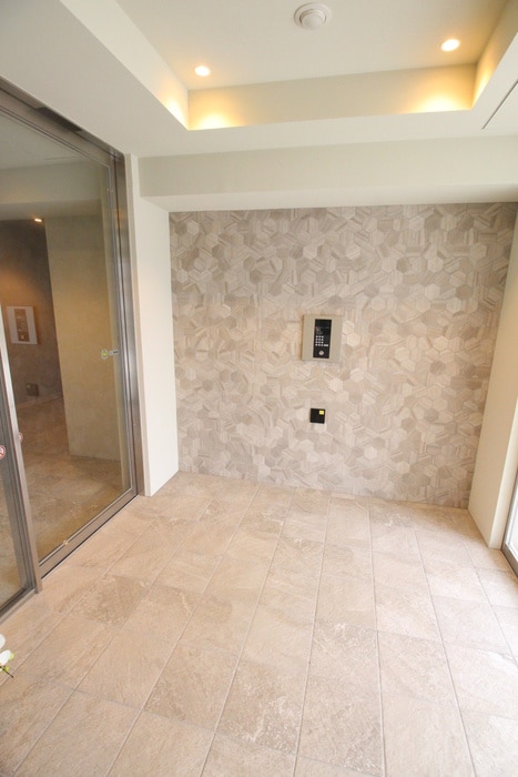 エントランス部分 Le　FLEUR　OMIYA