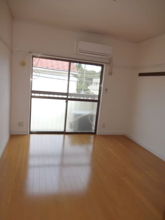 居室 ハ－バ－ドハイツ