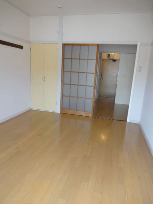 居室 ハ－バ－ドハイツ