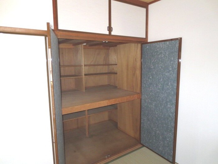 収納 サンフィールド町屋