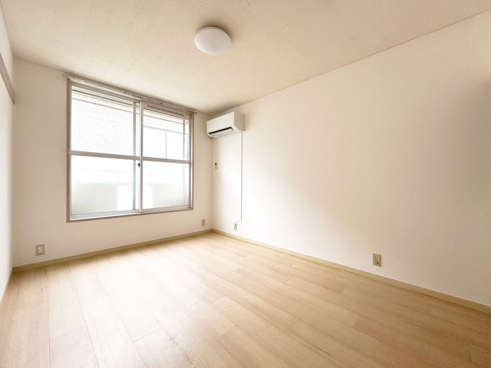 居室 コーポ四季