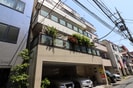 成岡ビルの外観
