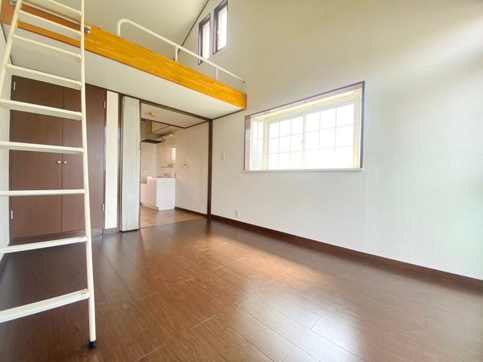 居室 ベルポ－ト八幡山