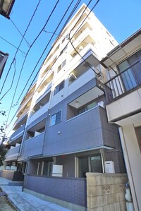 コティ港町