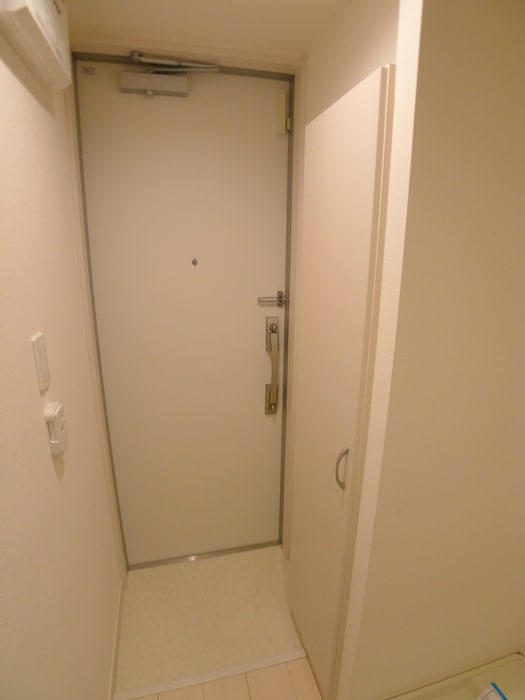 玄関 リブリ・ルームス新千葉