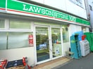 ローソンストア100　LS新宿百人町四丁目店(コンビニ)まで307m ｼｰｽﾞﾝﾌﾗｯﾂ高田馬場ﾘﾊﾞｰｻｲﾄﾞﾉｰｽ