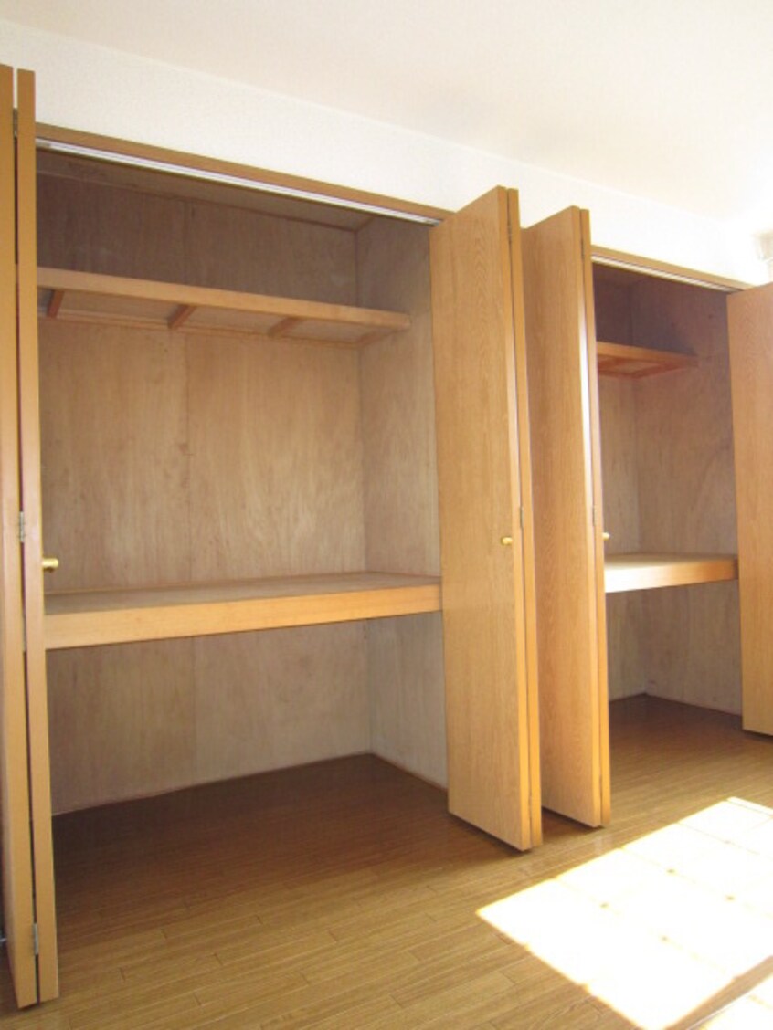 収納 ノ－ブルパレスＡ