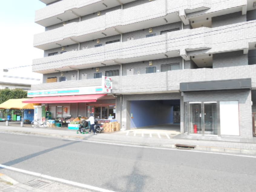 100円ローソン(スーパー)まで950m スペランツァ・ルーチェ