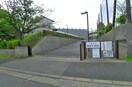有吉中学校(中学校/中等教育学校)まで450m オ－シャンビュ－壱番館