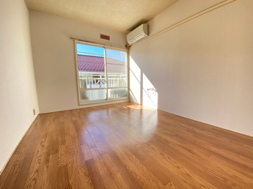 居室 シャトル金沢