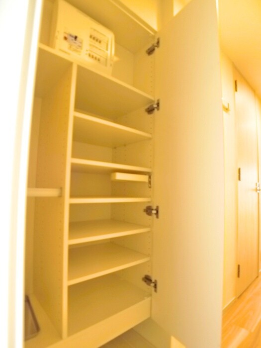 靴箱 コンフォリア秋葉原ノース