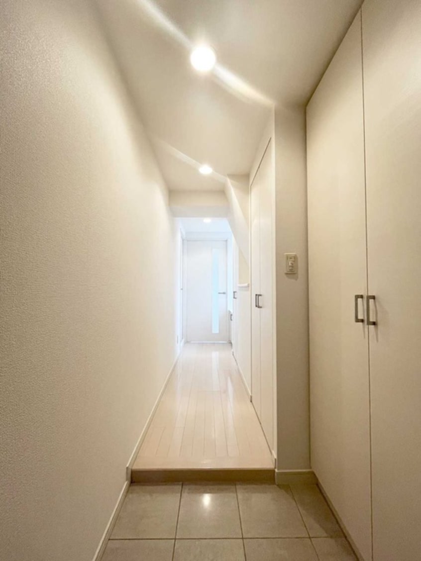 玄関 コンフォリア上野広小路