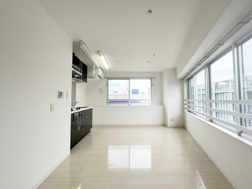 居室 コンフォリア上野広小路