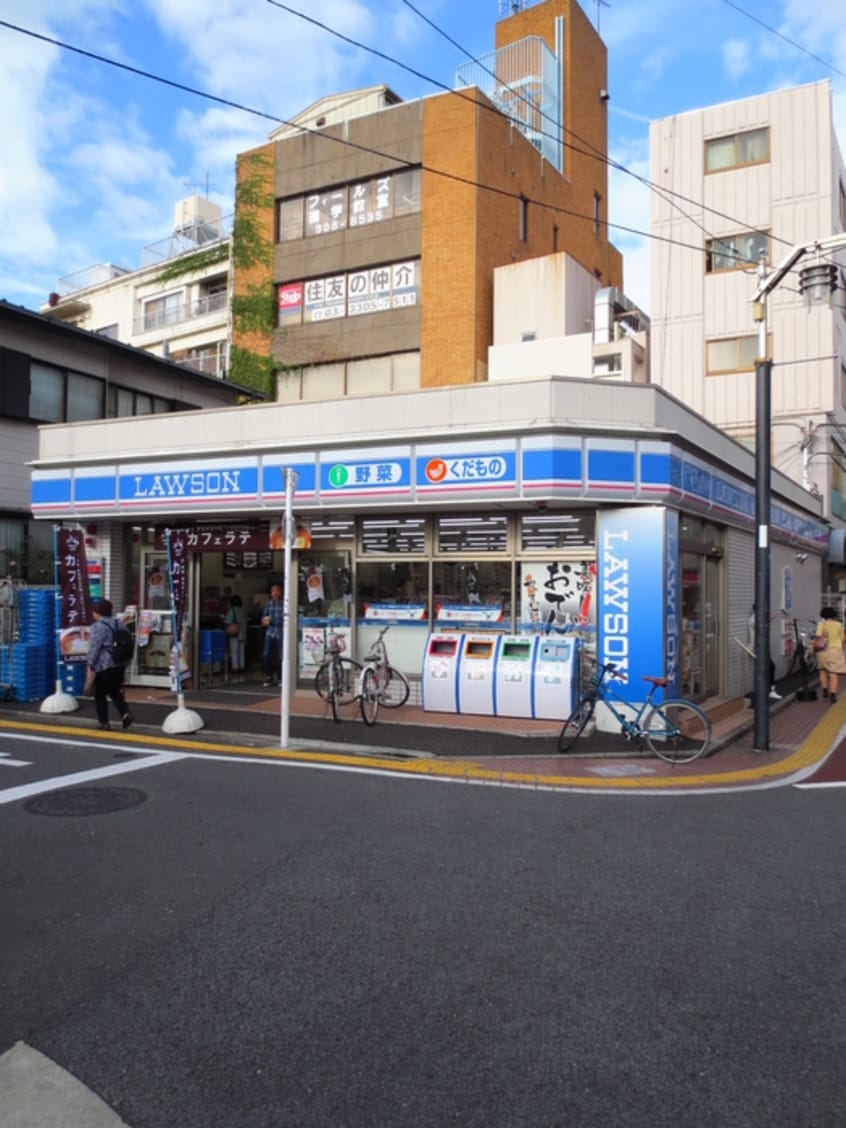 ローソン 南烏山五丁目店(コンビニ)まで425m カサ・エトワ－ル