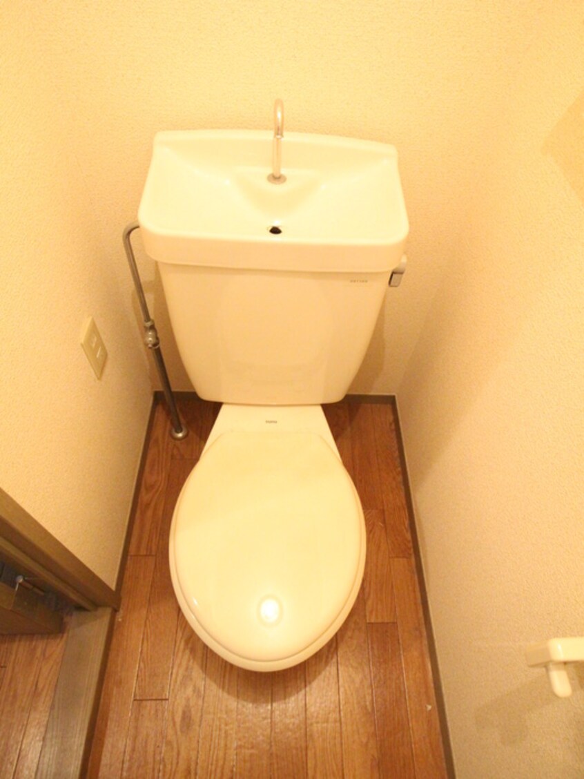 トイレ プレサ－ジュ草加