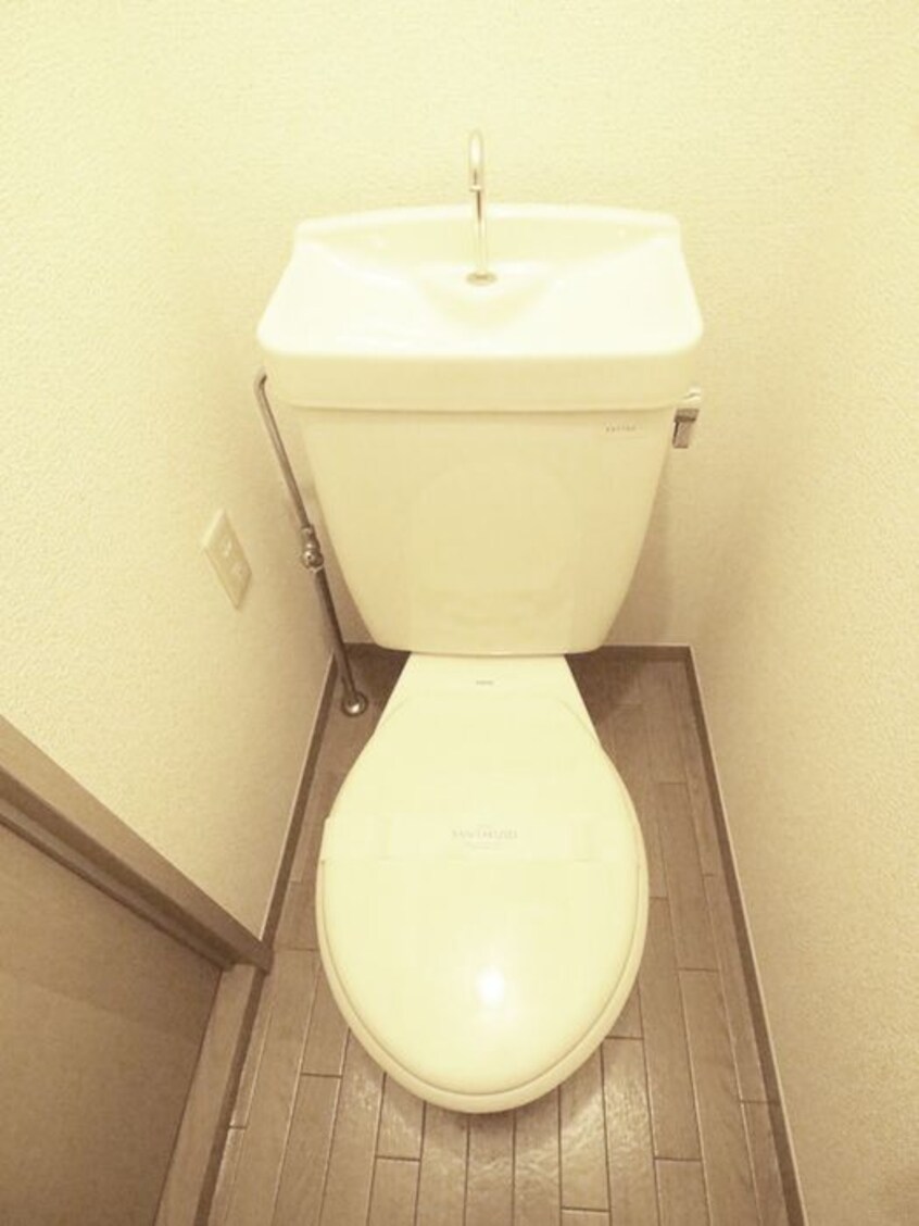 トイレ プレサ－ジュ草加