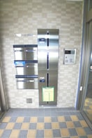 エントランス部分 BAY　SIDE　COURT壱番館