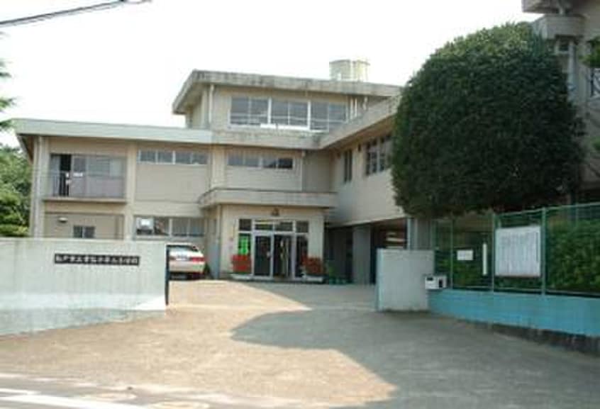 常盤平第三小学校(小学校)まで401m 第一高橋ハイツ