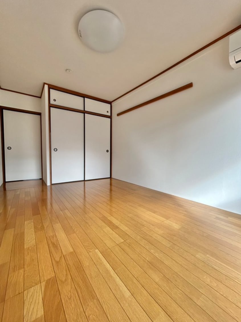 居室 メゾネットカメリア