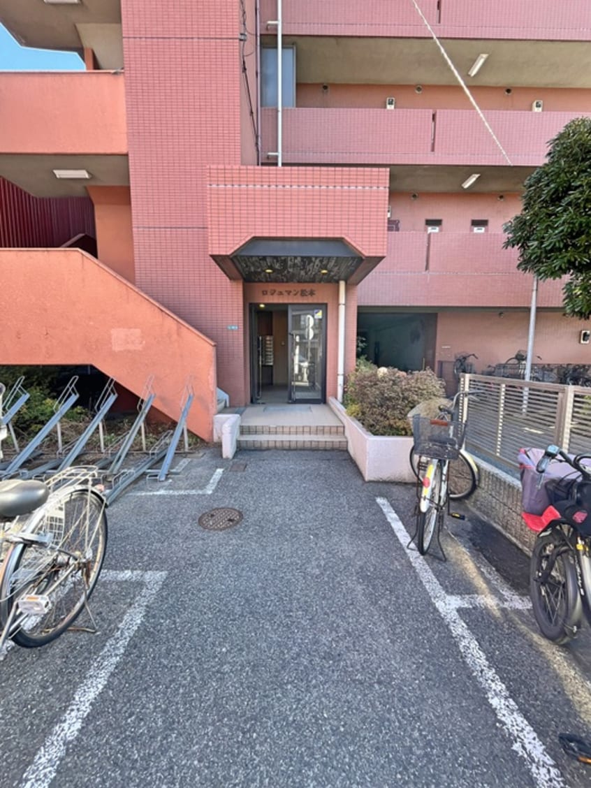 エントランス部分 ロジュマン松本